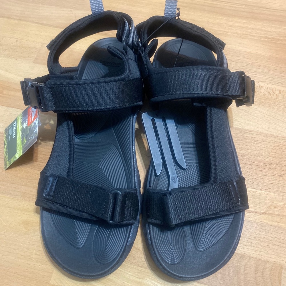 MENS SANDALS SZ 10 OZZARK TRAIL